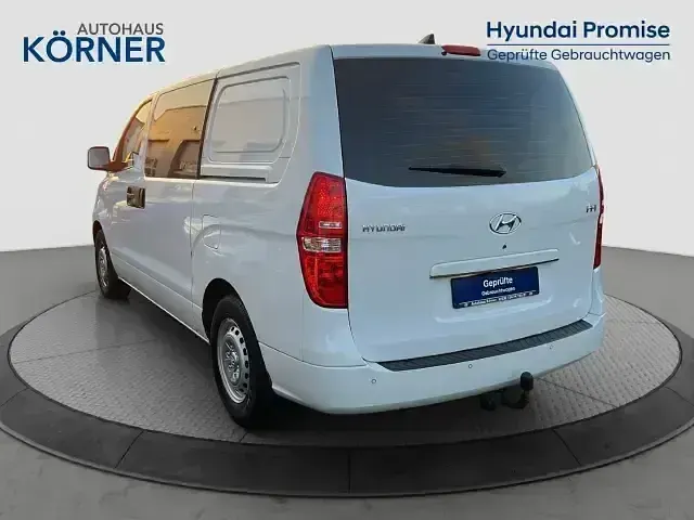Gebraucht Hyundai H-1 136 PS (100 kW) 2019 Weiss Van / Kleinbus