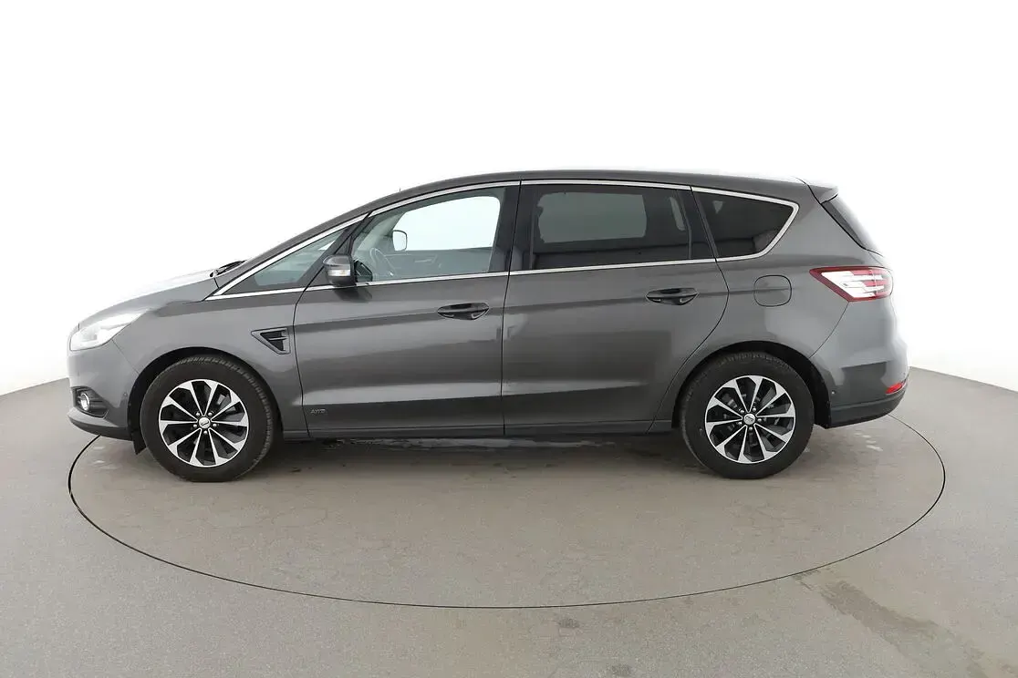 Gebraucht Ford S-MAX Titanium 150 PS (110 kW) 2017 Grau Van / Kleinbus