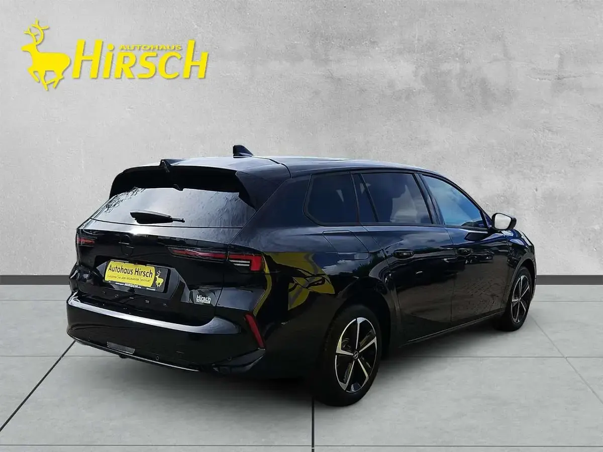 Gebraucht Opel Astra 131 PS (96 kW) 2024 Schwarz Kleinwagen