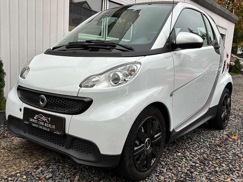 Weiß Gebraucht 2014 Smart ForTwo Coupé Pure Coupé | 5.990 € (Fairer Preis) - Bild 1/4