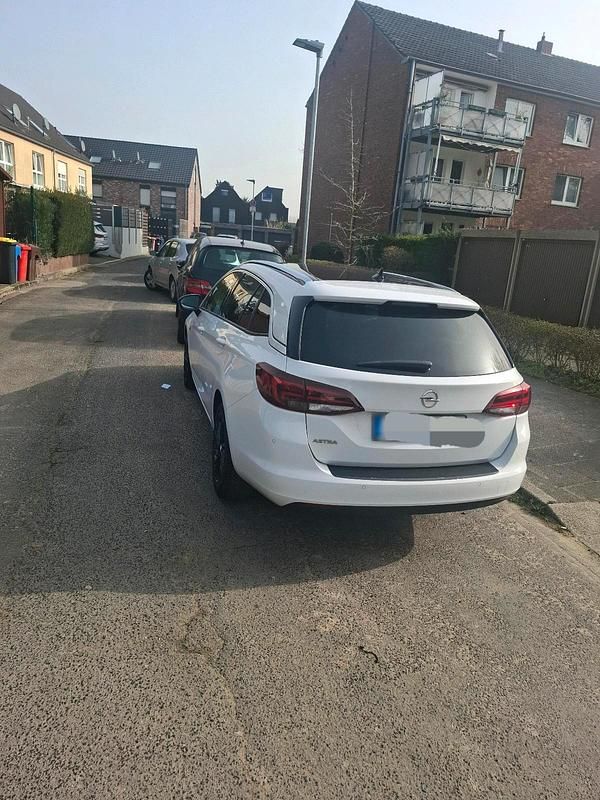 Gebraucht Opel Astra 136 PS (100 kW) 2019 Weiß Kombi