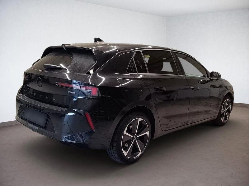 Gebraucht Opel Astra 136 PS (100 kW) 2024 Schwarz Limousine