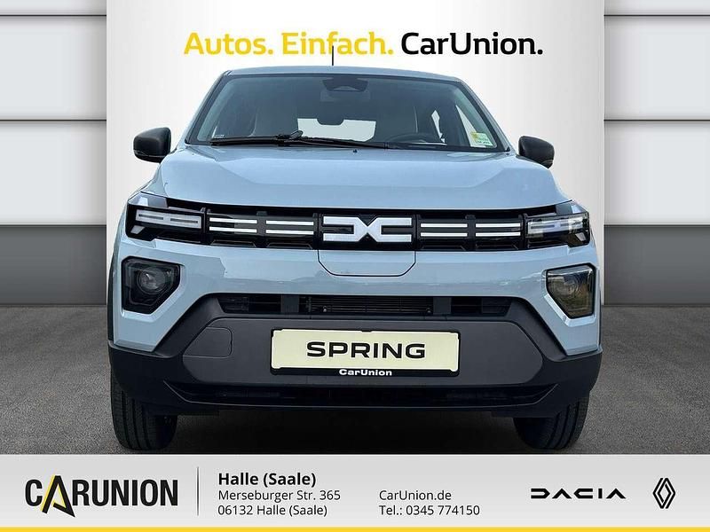 Nouă Dacia Spring Expression 52 kW (71 CP) 2026 Verde Hatchback