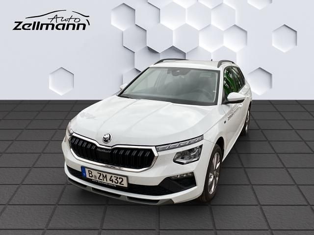 Weiss Gebraucht 2024 Skoda Kamiq Selection SUV | 21.378 € (Fairer Preis) - Bild 1/3