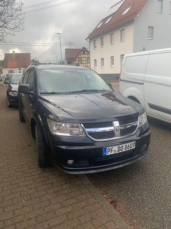 Gebraucht Dodge Journey 140 PS (102 kW) 2010 Schwarz SUV