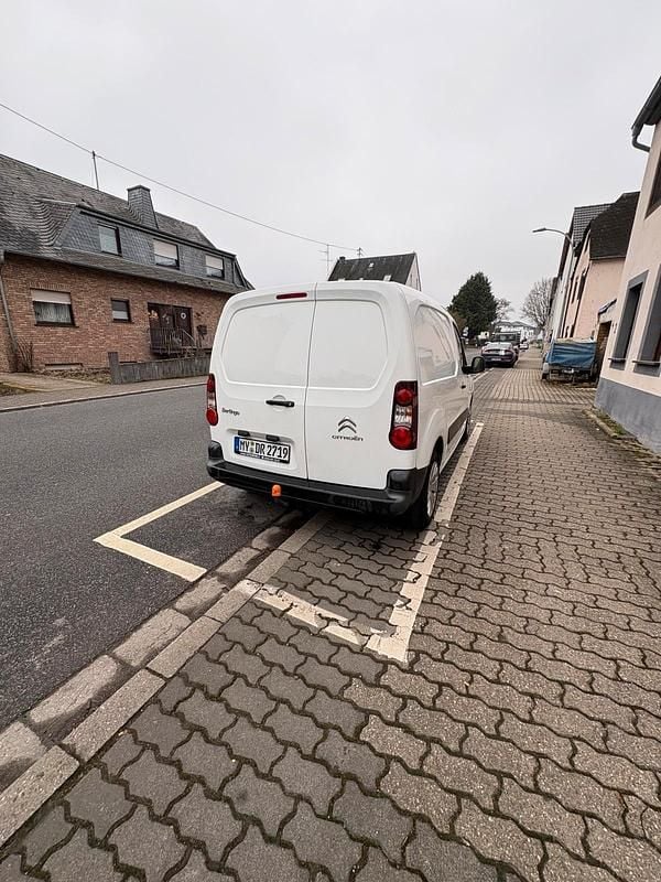 Gebraucht Citroën Berlingo 75 PS (55 kW) 2013 Weiß Van / Kleinbus