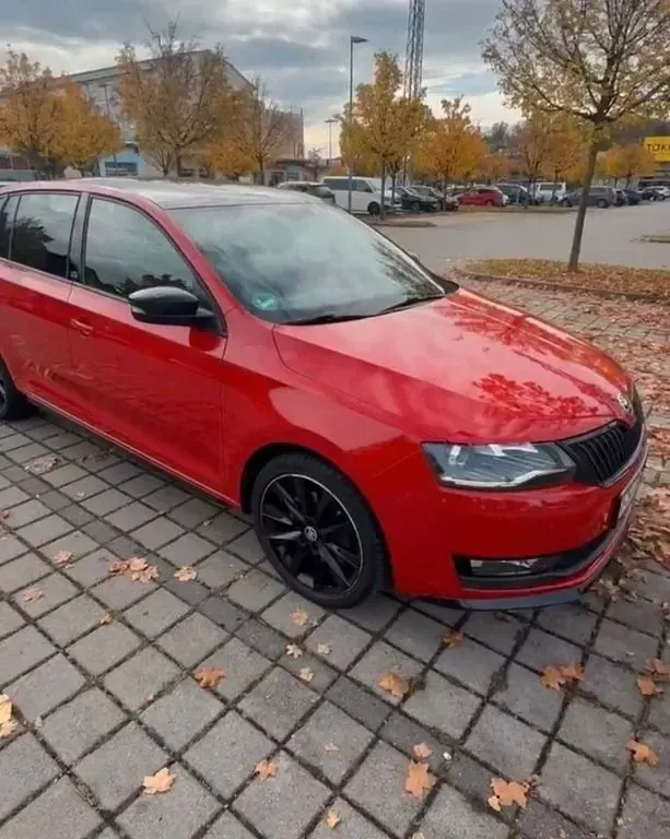 Gebraucht Skoda Rapid Monte Carlo 125 PS (91 kW) 2017 Rot Kleinwagen