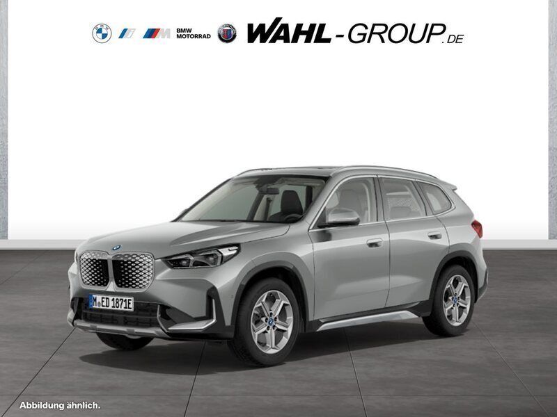 Grau Neu 2025 BMW iX1 xLine SUV | 47.990 € (Etwas zu teuer) - Bild 1/4