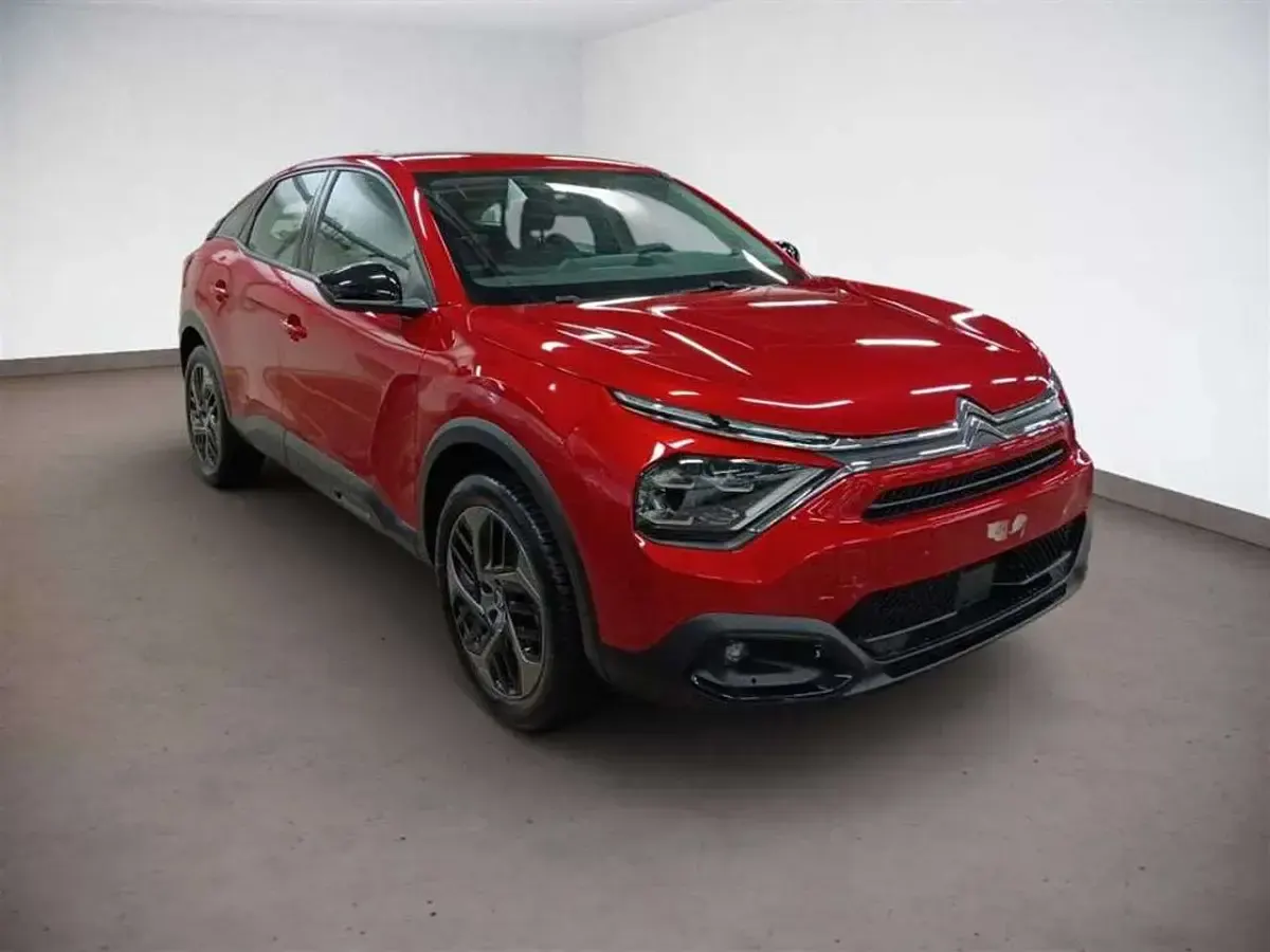 Gebraucht Citroën C4 PureTech 131 PS (96 kW) 2024 Rot SUV