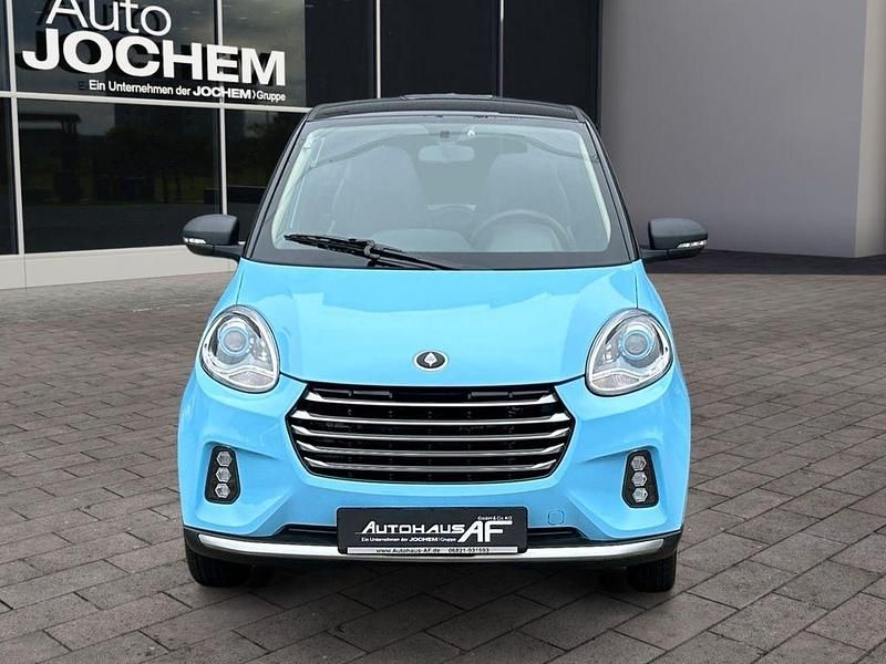 Neu Elaris Pio 36 kW (49 PS) 2026 Blau