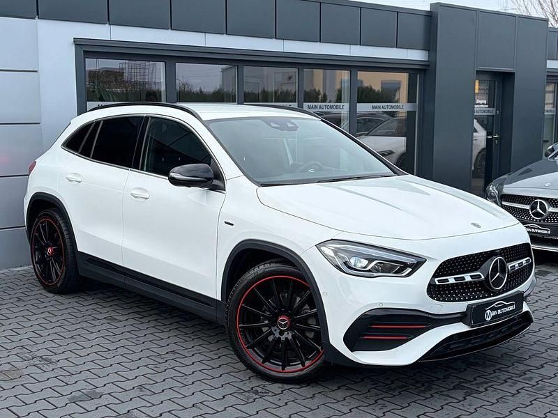 Gebraucht Mercedes GLA200 AMG 163 PS (119 kW) 2020 Weiß SUV