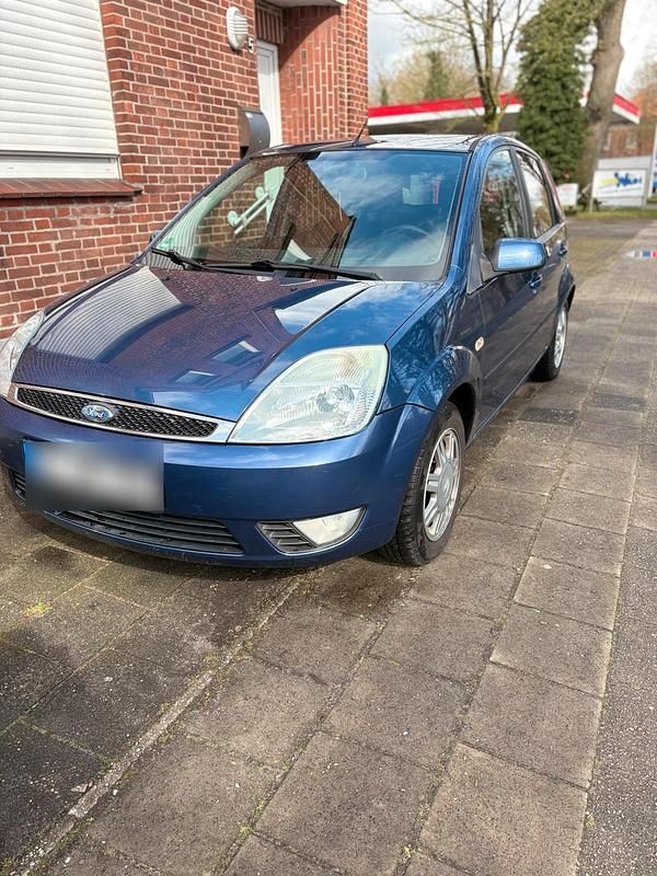 Gebraucht Ford Fiesta 68 PS (50 kW) 2005 Blau Kleinwagen