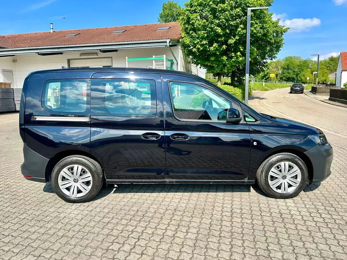 Gebraucht VW Caddy 122 PS (89 kW) 2023 Deep black perleffekt Van / Kleinbus