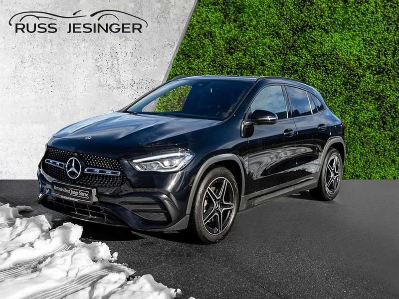 Gebraucht Mercedes GLA200 AMG line 163 PS (119 kW) 2021 Schwarz SUV