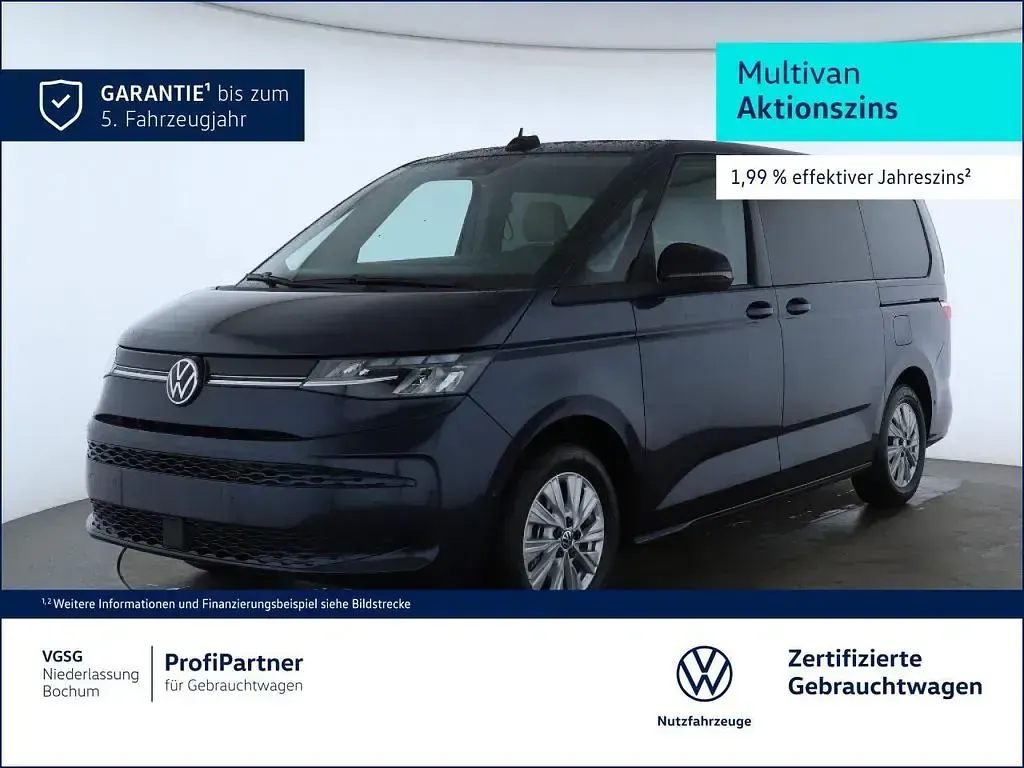 Second-hand VW Multivan Life 204 CP (150 kW) 2025 Albastru Monovolum