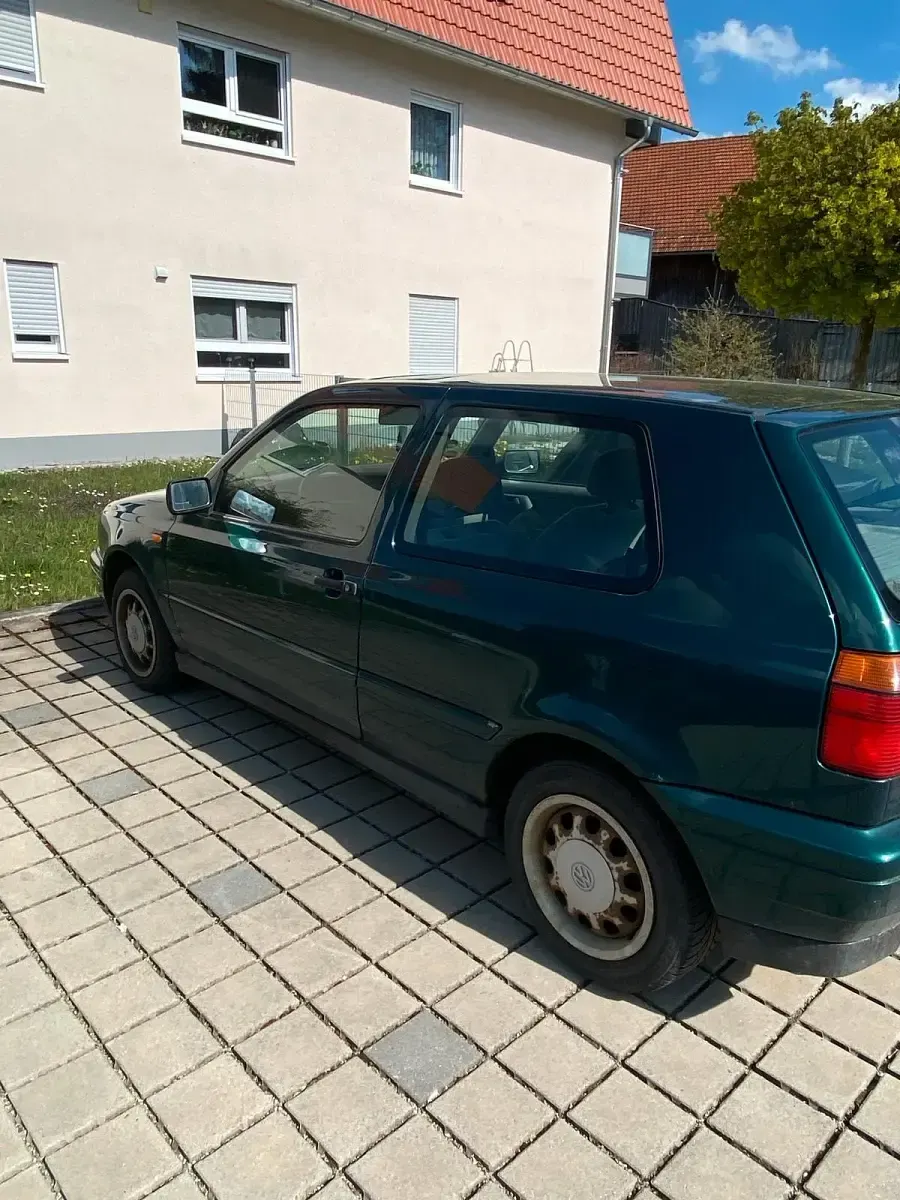 Brugt VW Golf III 90 HK (66 kW) 1993 Grøn Hatchback