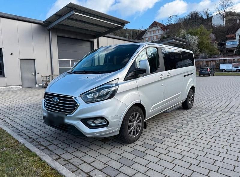 Gebraucht Ford Tourneo 131 PS (96 kW) 2018 Van / Kleinbus