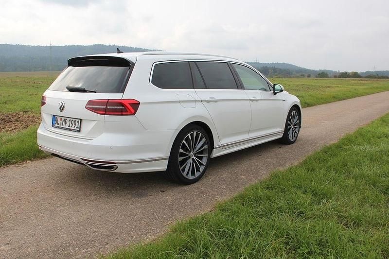 Gebraucht VW Passat R-line 239 PS (175 kW) 2015 Weiß Kombi