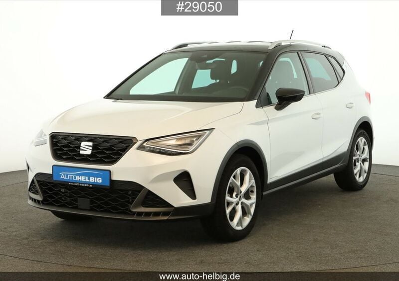 Weiß Gebraucht 2022 Seat Arona FR SUV | 19.990 € (Guter Preis) - Bild 1/4
