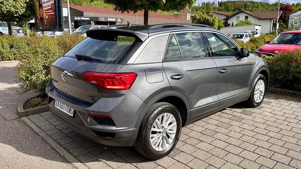 Gebraucht VW T-Roc 116 PS (85 kW) 2019 Grau SUV