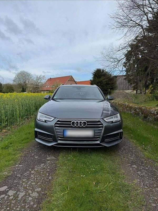 Gebraucht Audi A4 S-Line 190 PS (139 kW) 2017 Grau Kombi
