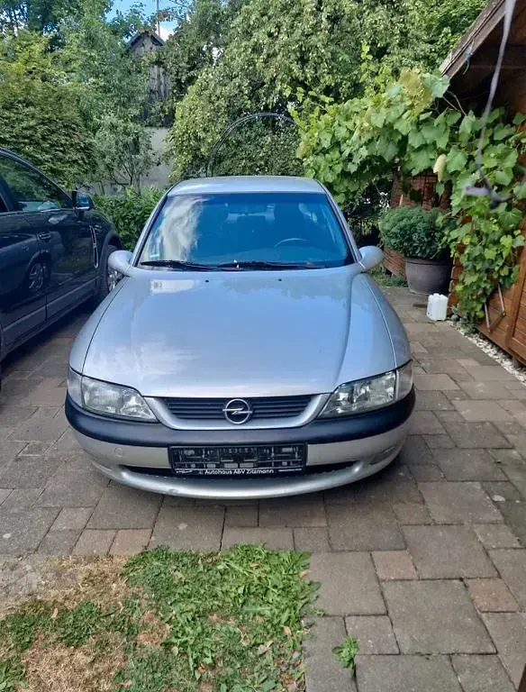 Gebraucht Opel Vectra 170 PS (125 kW) 1998 Silber Limousine