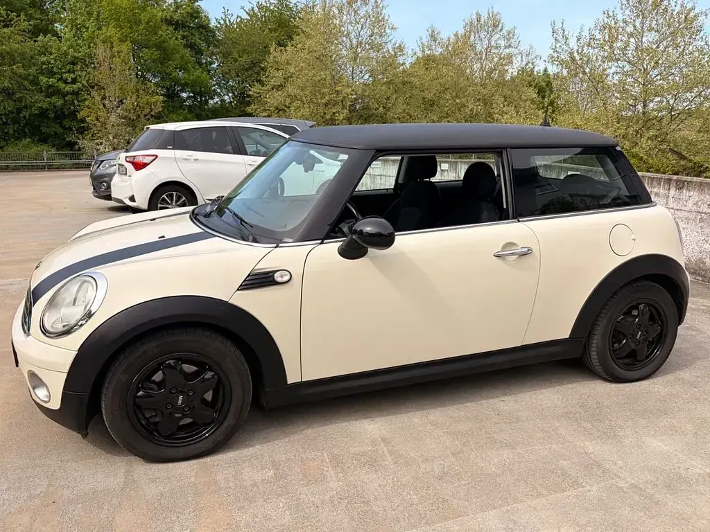 Usado Mini ONE 95 CV (69 kW) 2008 Beige Utilitario