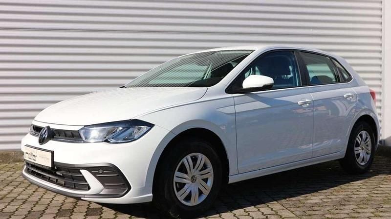 Pure white Neu 2025 VW Polo Basis Kleinwagen | 19.530 € (Guter Preis) - Bild 1/4