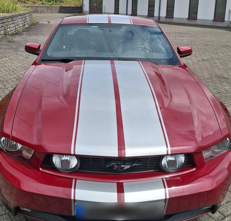 Gebraucht Ford Mustang GT 340 PS (250 kW) 2009 Rot Coupé