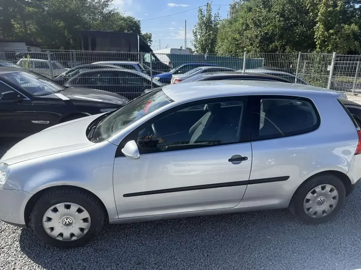 Gebraucht VW Golf V Comfortline 84 PS (61 kW) 2007 Silber Limousine