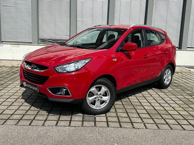 Rot Gebraucht 2013 Hyundai ix35 Edition SUV | 8.999 € (Guter Preis) - Bild 1/4