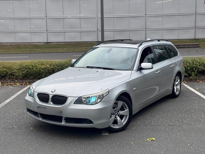 Silber Gebraucht 2006 BMW 525 M Sport Kombi | 4.200 € (Superpreis) - Bild 1/4