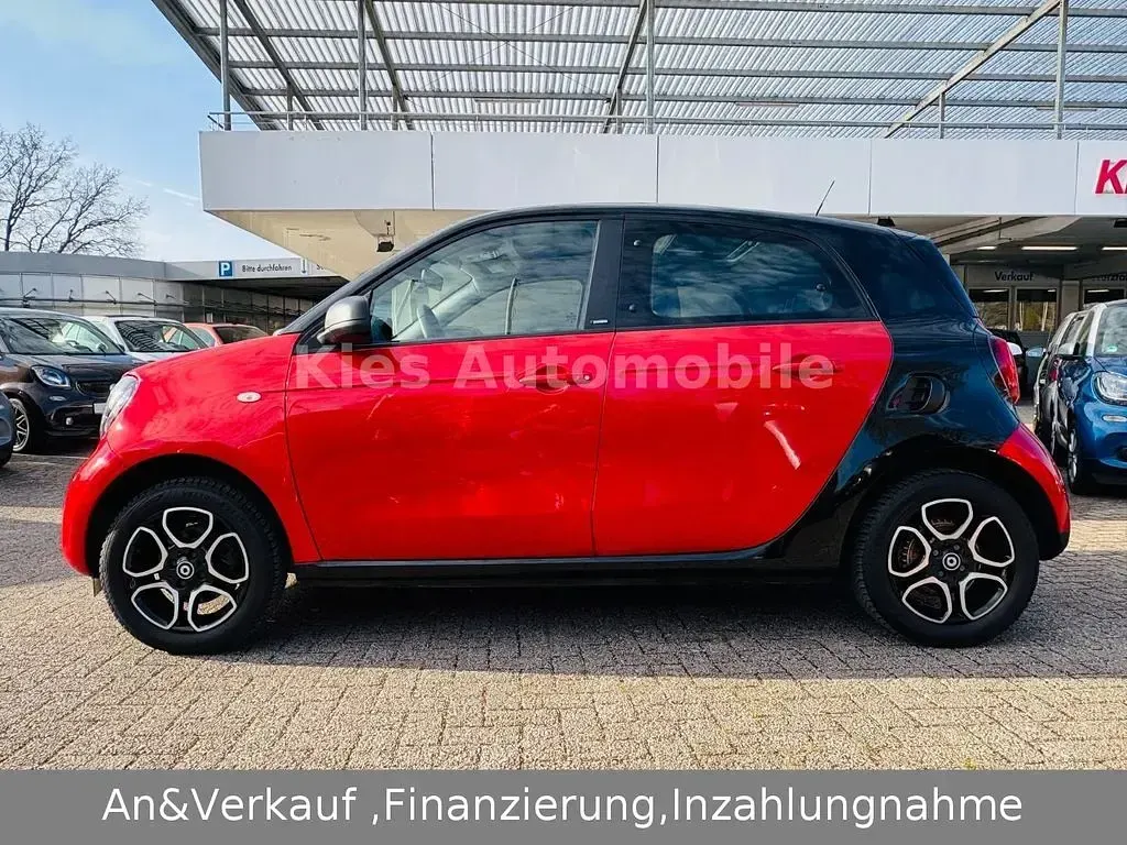 Gebraucht Smart ForFour Passion 71 PS (52 kW) 2018 Schwarz Kleinwagen