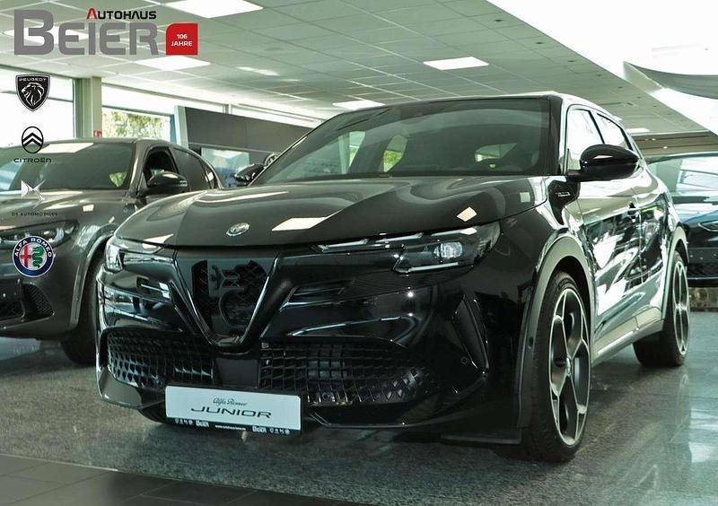 Nero alfa uni Neu 2025 Alfa Romeo Junior Veloce SUV | 44.980 € (Fairer Preis) - Bild 1/4