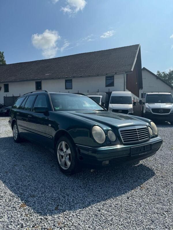Gebraucht 1998 Mercedes E320 Elegance Kombi | 1.290 € (Fairer Preis) - Bild 1/4