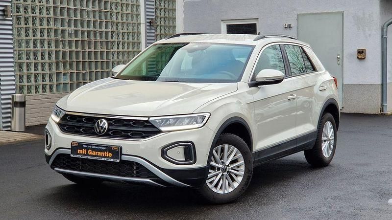 Gebraucht VW T-Roc Life 150 PS (110 kW) 2024 Grau SUV