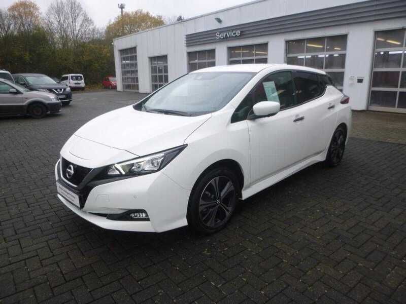 Gebraucht Nissan Leaf Tekna 160 kW (218 PS) 2022 Andere farbe Kleinwagen