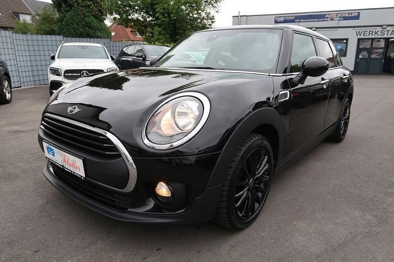 Schwarz Gebraucht 2017 Mini One D Clubman Pepper Kombi | 8.500 € (Guter Preis) - Bild 1/4