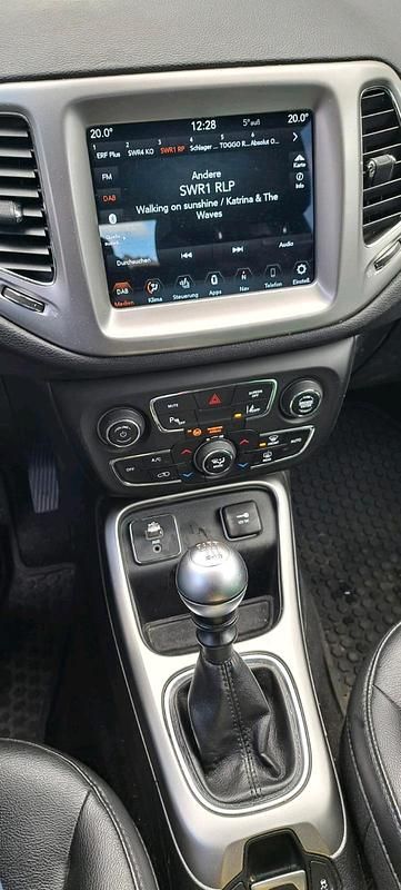 Second-hand Jeep Compass 140 CP (102 kW) 2018 Negru SUV