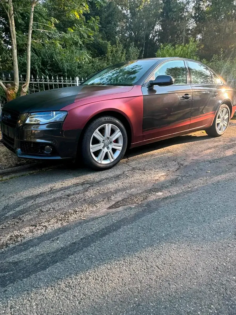 Gebraucht Audi A4 120 PS (88 kW) 2011 Schwarz Limousine