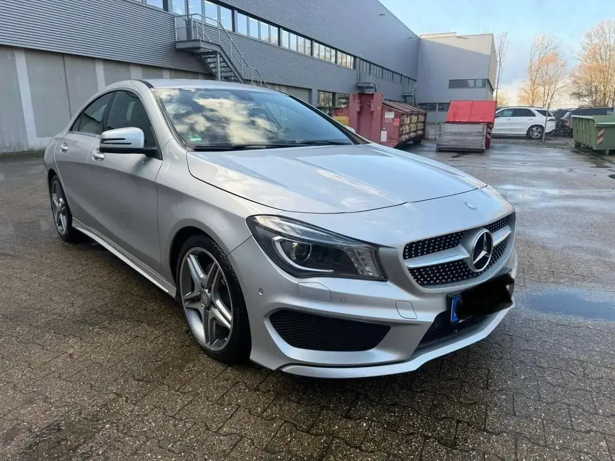 Gebraucht Mercedes CLA220 170 PS (125 kW) 2013 Grau Limousine