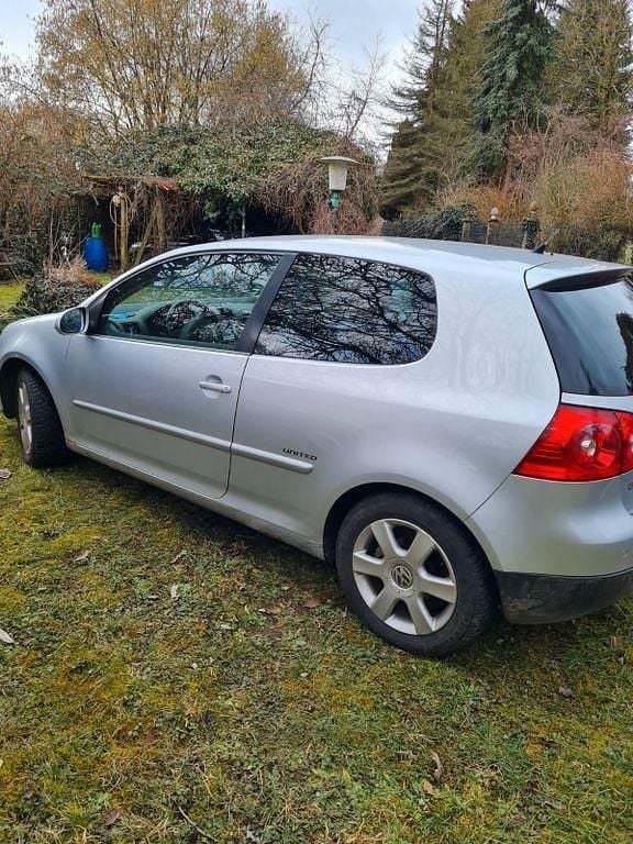 Gebraucht VW Golf V GT 116 PS (85 kW) 2007 Silber Limousine