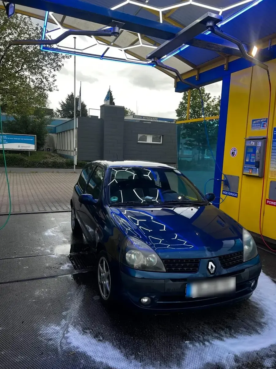 Gebraucht Renault Clio 80 PS (58 kW) 2001 Blau Kleinwagen