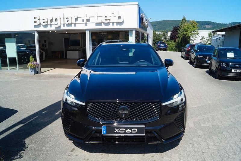 Schwarz Neu 2025 Volvo XC60 Ultra SUV | 76.490 € (Teuer) - Bild 1/4