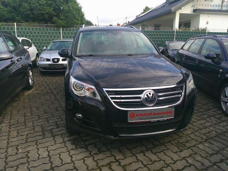 Schwarz Gebraucht 2010 VW Tiguan Sport SUV | 8.950 € (Fairer Preis) - Bild 1/4
