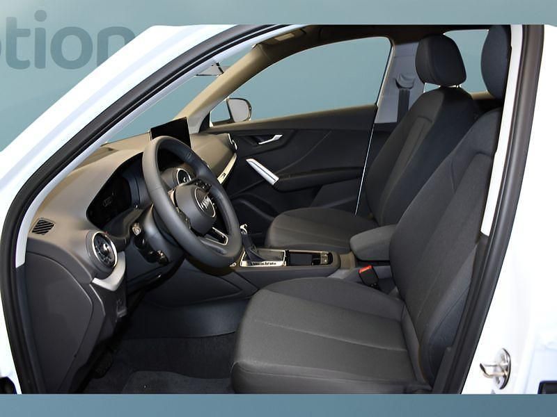Neu Audi Q2 150 PS (110 kW) 2025 Weiß SUV