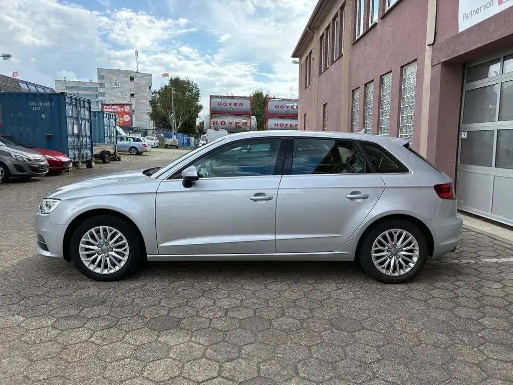 Gebraucht Audi A3 Ambiente 179 PS (131 kW) 2013 Silber Limousine