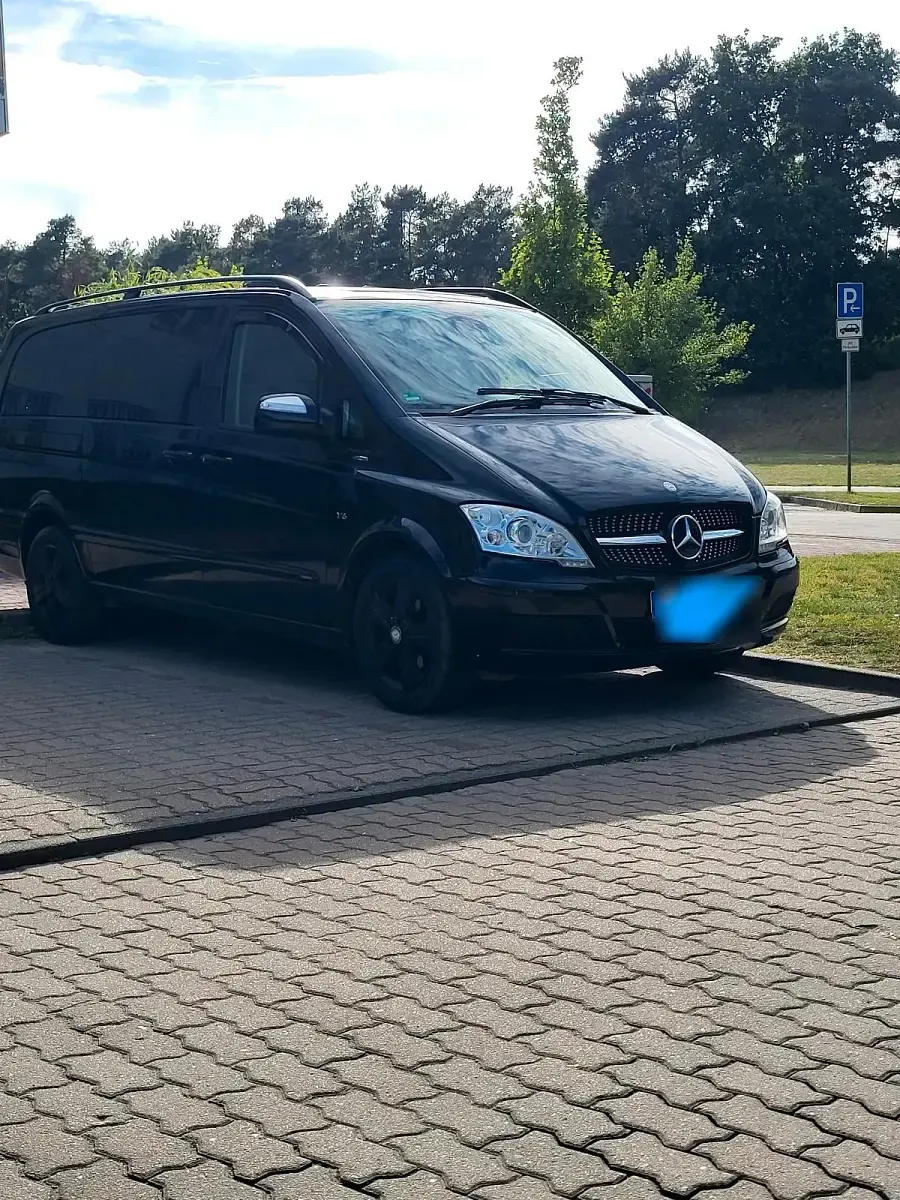 Gebraucht Mercedes Viano 224 PS (164 kW) 2013 Schwarz Van / Kleinbus