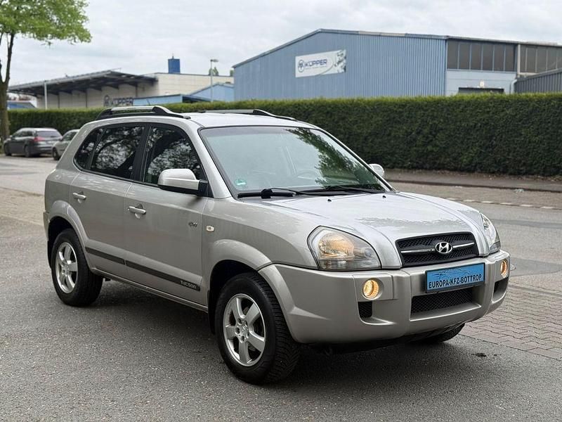 Gebraucht Hyundai Tucson GLS 175 PS (128 kW) 2005 Silber SUV