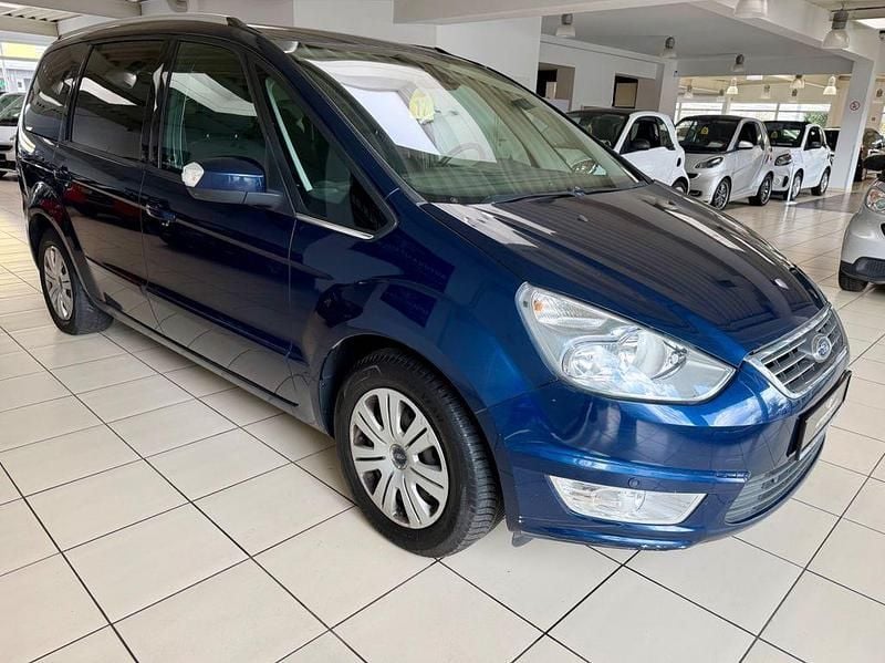 Gebraucht Ford Galaxy Trend 145 PS (106 kW) 2010 Blau Van / Kleinbus
